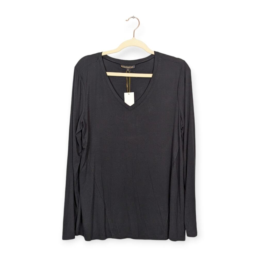 NWT Capsule 121 The Adhara Black V-Neck Top